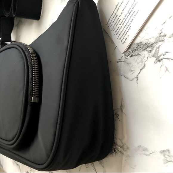 Lululemon Crossbody Bag with Nano Pouch Black - Picture 9 of 14